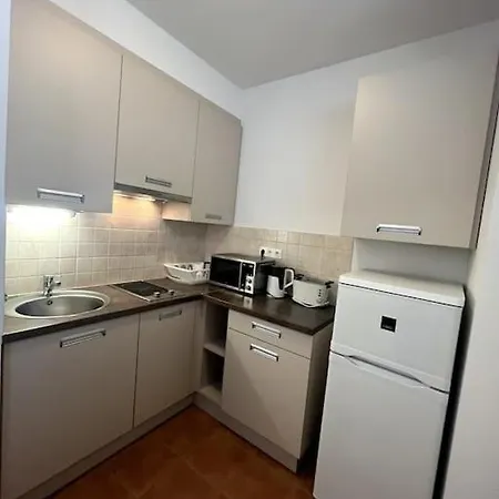Apartment Garay Utca - Unit A53